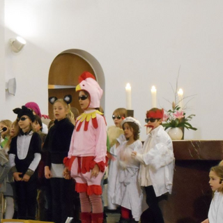 chor-der-tiere Montessori-Schulzentrum Leipzig - Neuigkeiten - Adventskonzert - Besinnliches Gewusel von Engeln, Menschen und Tieren